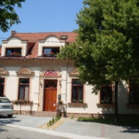 Domov seniorov Sv. Martina v Hrnčiarovciach Domov seniorov Sv. Martina v Hrnčiarovciach