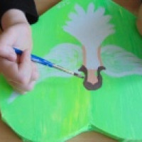 Čachtičanka Janka Prekopová premenila obývaciu izbu na nebo anjelov Čachtičanka Janka Prekopová premenila obývaciu izbu na nebo anjelov