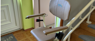 Fiľakovo: Stoličkový výťah Live Fiľakovo: Stoličkový výťah Live