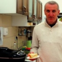 Tomáš si vie vďaka Nadácii SPP upiecť chlieb Tomáš si vie vďaka Nadácii SPP upiecť chlieb