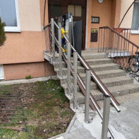 Nové Zámky - Šikmá schodisková plošina Nové Zámky - Šikmá schodisková plošina